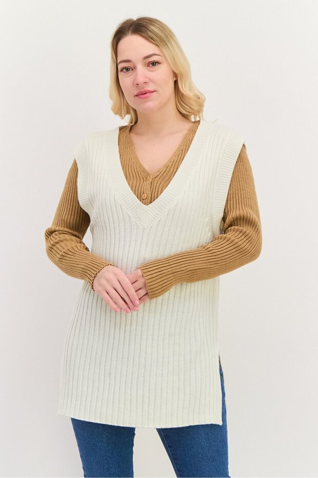 Women V-Neck Knitted Sweater Vest, Ivory