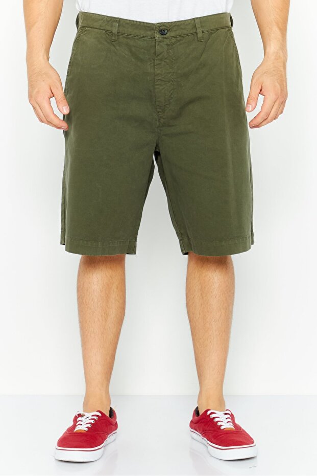 شورت رجالي أساسي سادة، زيتوني - 1