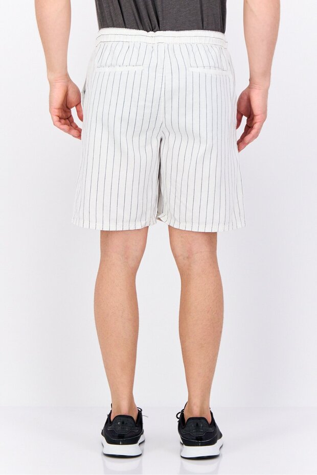 شورت رجالي مخطط أساسي، أبيض - 3
