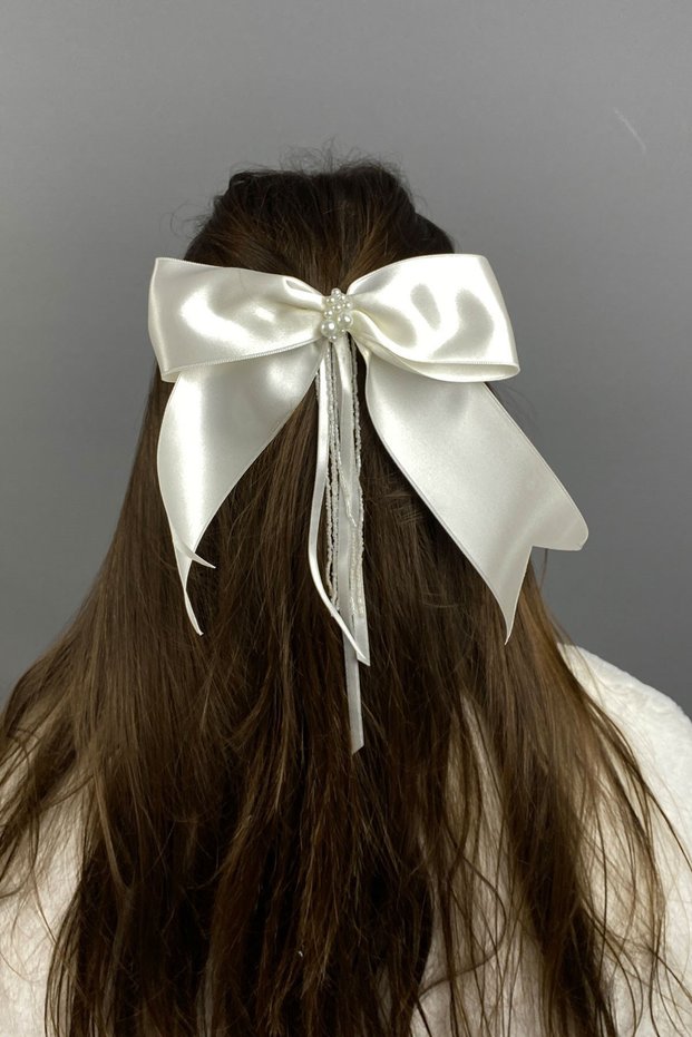 Pearl and Beaded Bow Hair Clip
