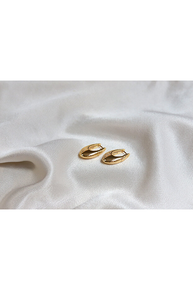 أقراط مستطيلة ناعمة من حجر الزركون - 4