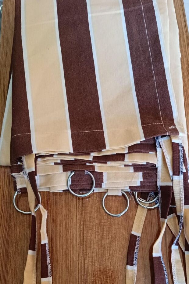 ستارة شرفة فاخرة من القماش المشمع بتصميم خاص بلون القهوة والكريمة مع حلقات - قياسات مخصصة