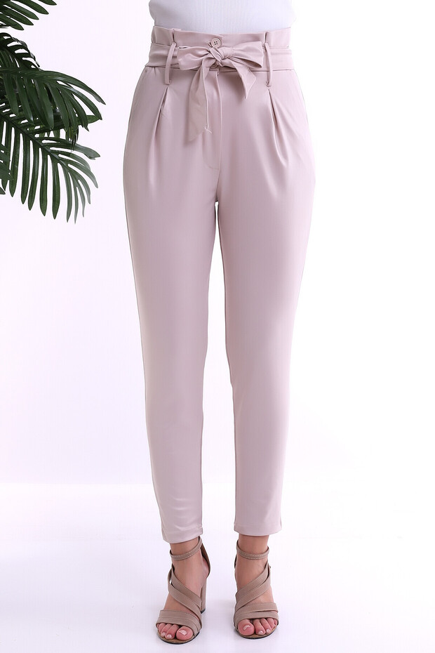 22223721 Shiny Leather Look Buttoned Trousers Beige