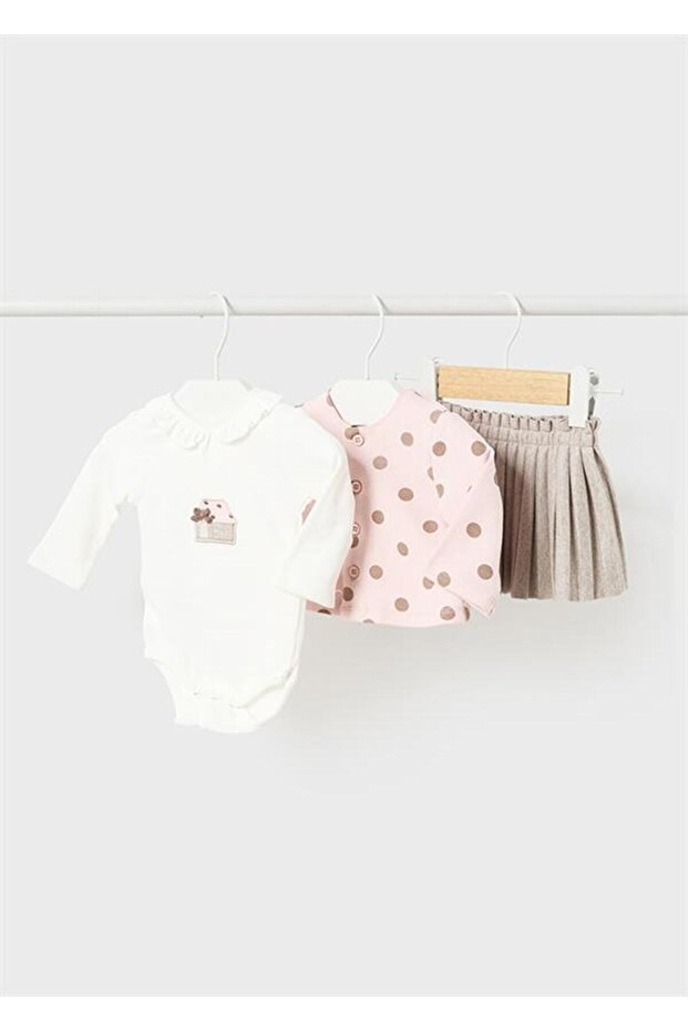 Newborn Girl 3-Piece Set with Pleated Skirt