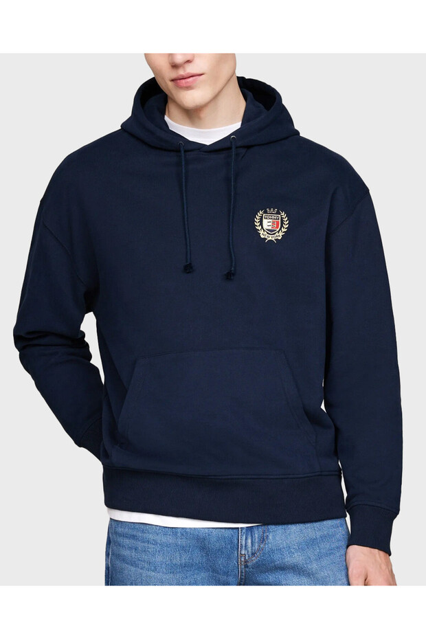 TJM REG TJ FLAG CREST HOOD EXT - 3