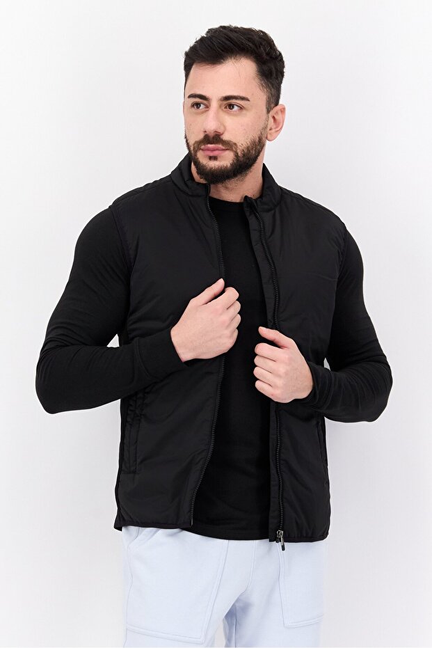 Men Plain Sleeveless Vest, Black