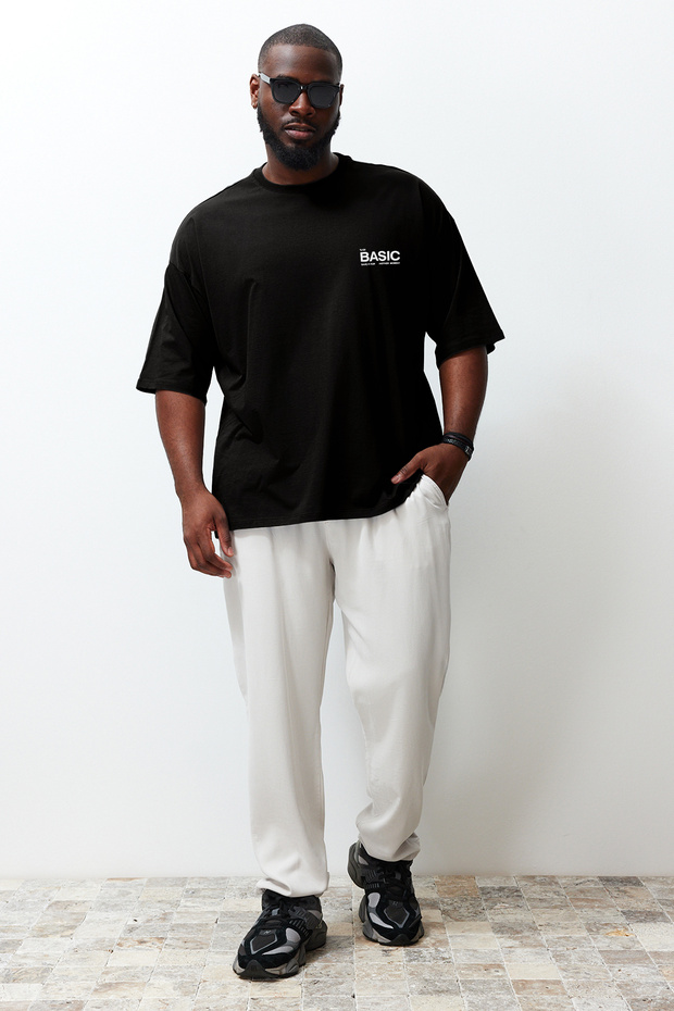 Siyah Oversize/Geniş Kesim Bisiklet Yaka Sırt Baskılı Büyük Beden T-Shirt TMNSS25BF00004 - 2