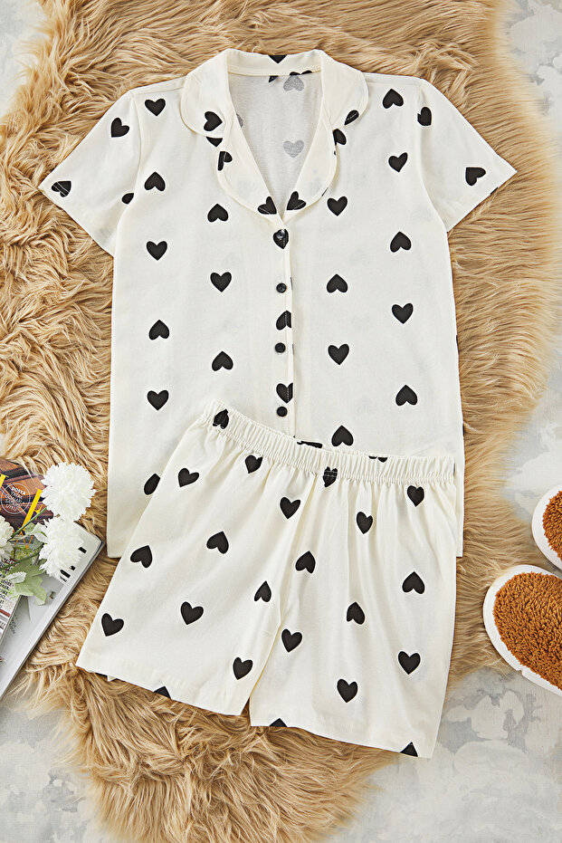 Ekru-Çok Renkli %100 Pamuklu Kalpli Şortlu Örme Pijama Takımı THMSS21PT0756 - 5
