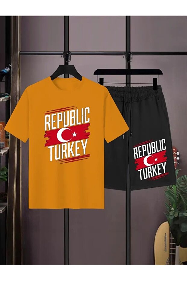 Turkey Themed Printed Bottom Top Set - T-Shirt Shorts Set