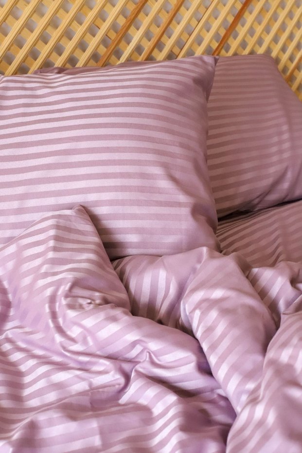 Luxury Hotel Colorful Series Single Size Striped Satin Duvet Cover Set with Elastic Sheets, Plum Color