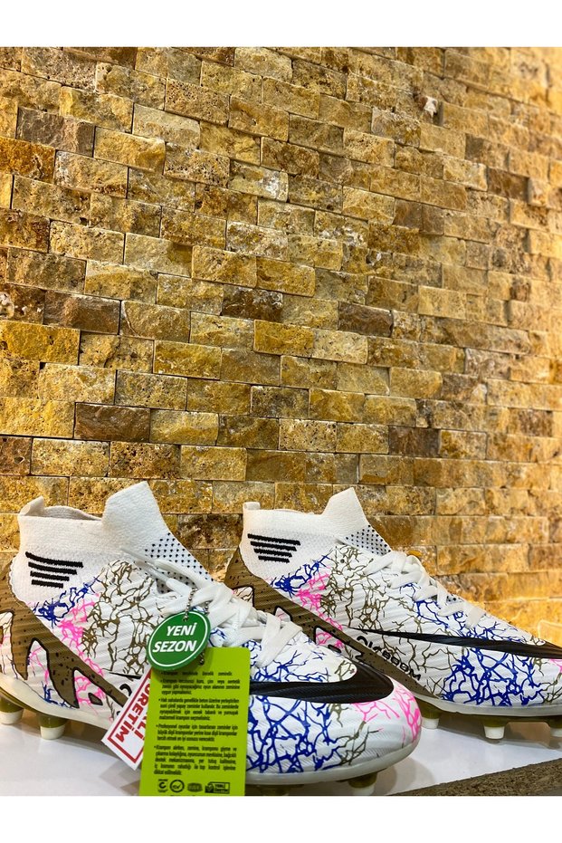 Laliga 565 White Gold Astroturf Football Shoes
