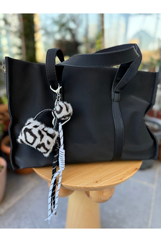 Peluşlu çanta charm