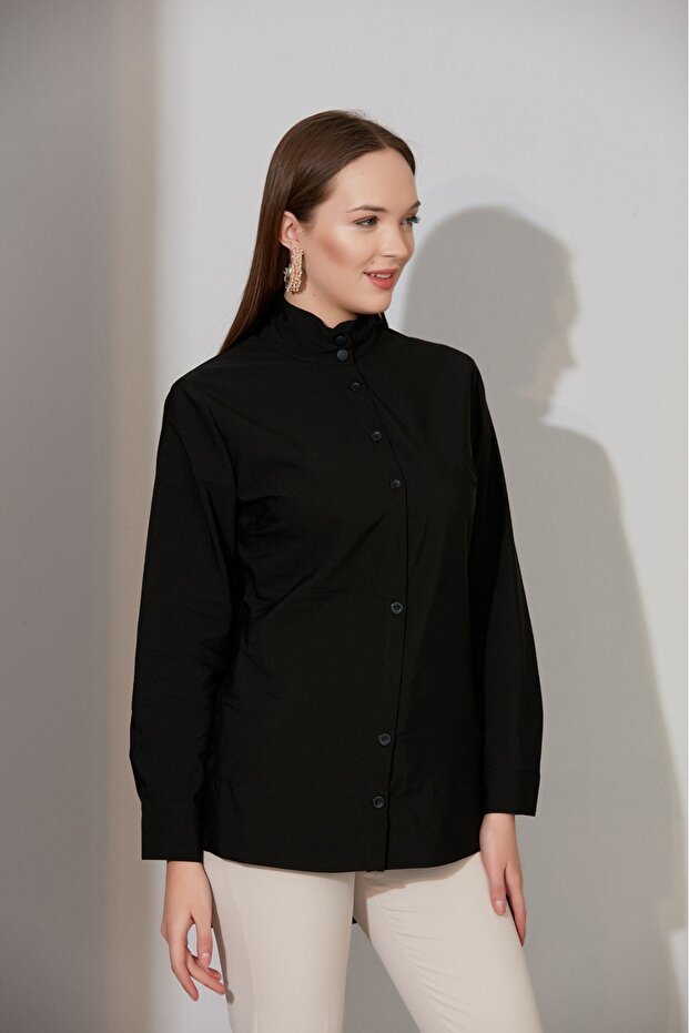 قميص بأكمام طويلة وأزرار - 4