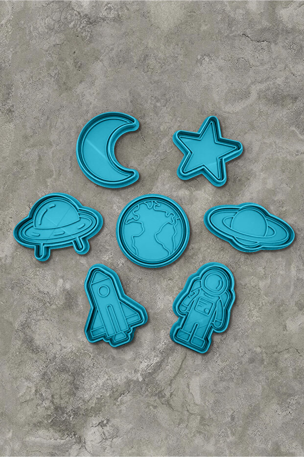 Space - Astronaut Themed 7-Piece Mold