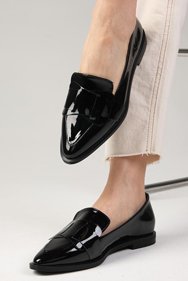Nora Black Color Women's Loafer Casual Flat Shoes