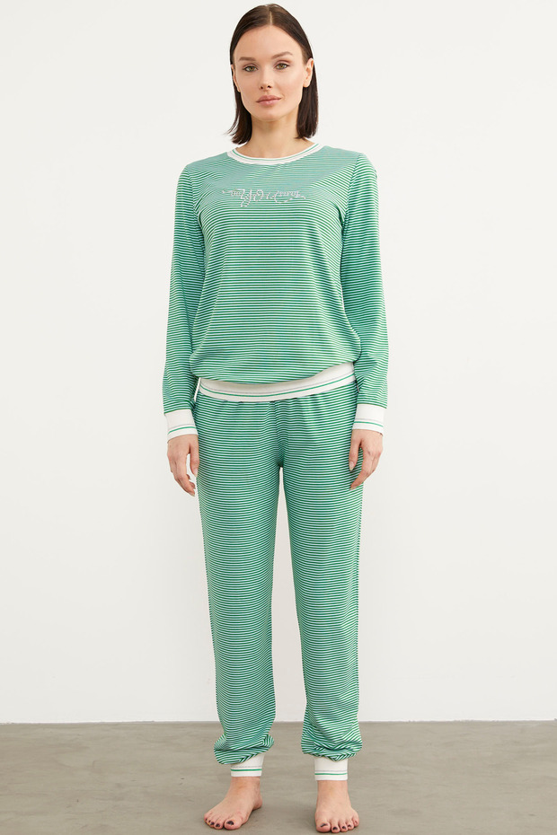 طقم بيجامة مخطط برقبة دائرية - أخضر - 4