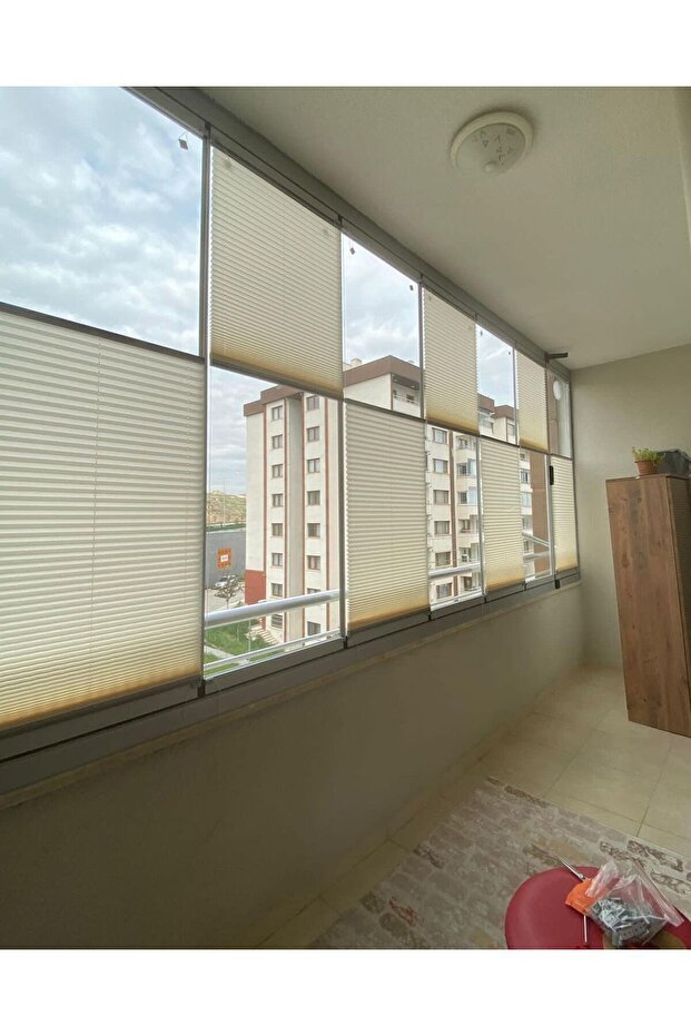 krem Pilise Katlanır Cam Balkon Perdesi - 5