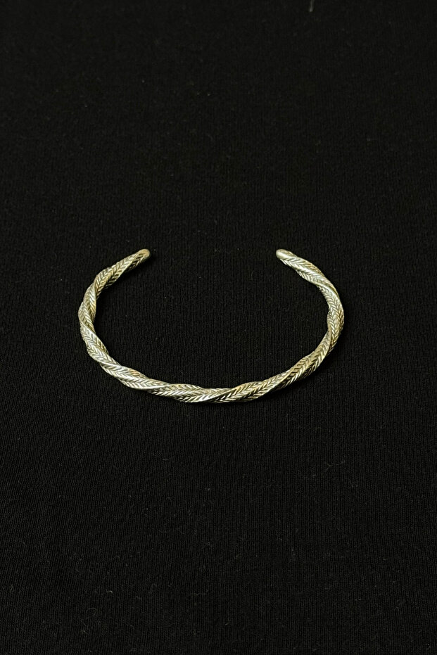 Adjustable Men's Handcuff Bracelet Made with Handcrafted