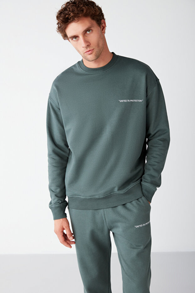 Raırok Men's Fleece Comfort Oversize Embroidered Dark Green Sweatshirt