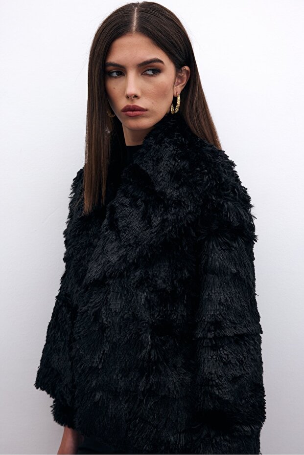 سترة قطيفة سوداء - طية صدر السترة - 4