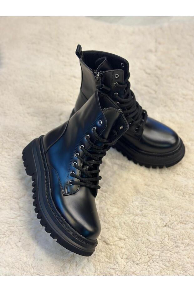 SİYAH KADIN POSTAL - 3