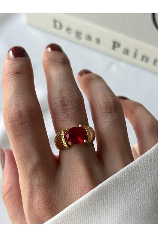 خاتم من الحجر الأحمر مع خط ذهبي - 1