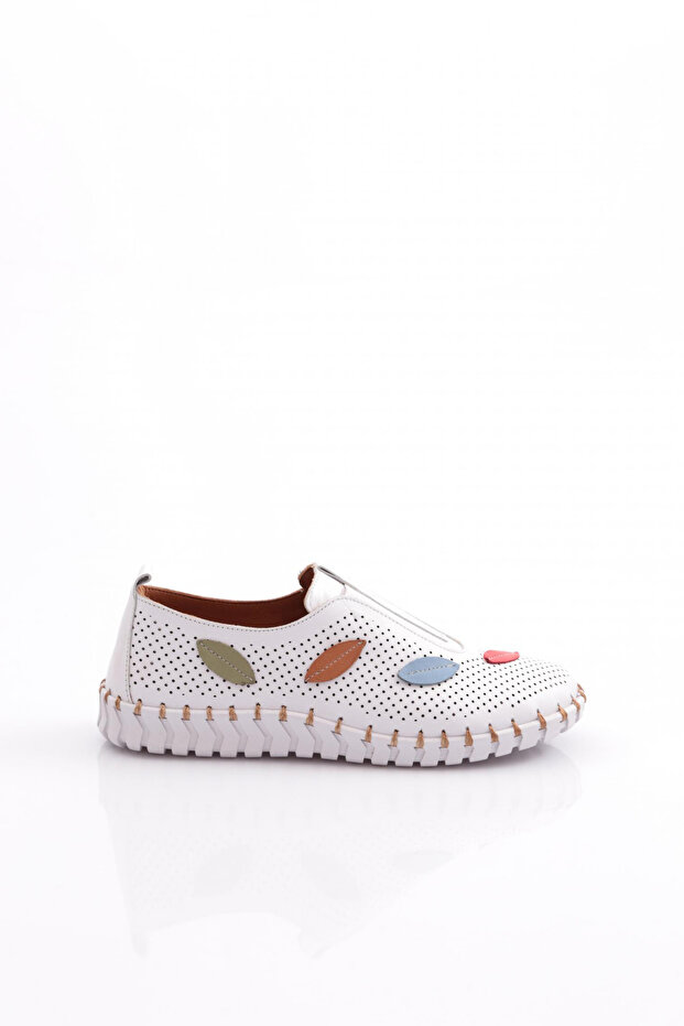 2010720Y Women's Leather Shoes