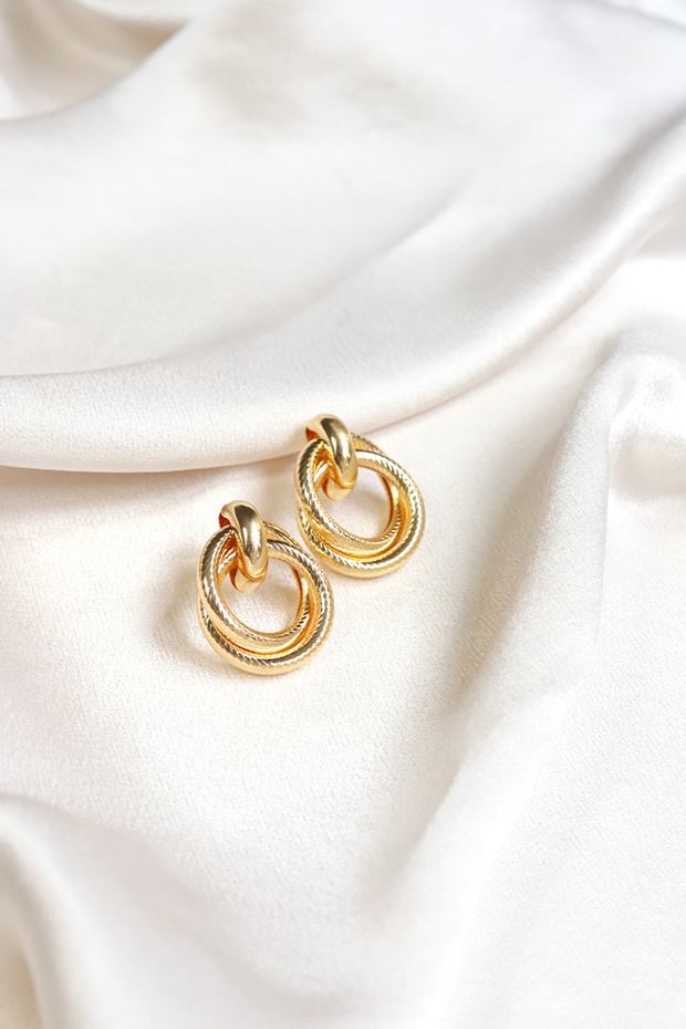 Interlocking Hoop Earrings - 2