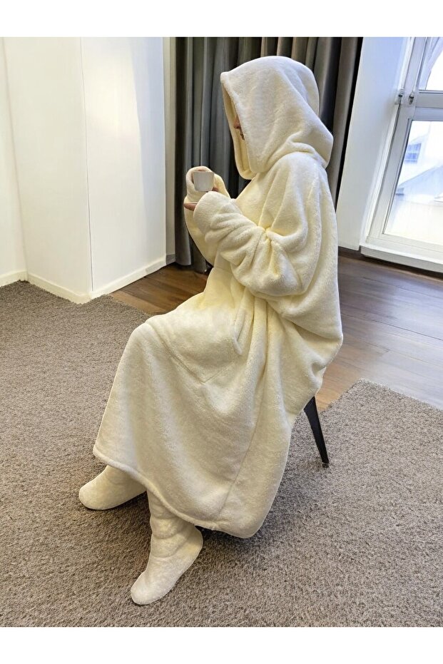Unisex Wearable Blanket - Wellsoft Comfort Hooded Winter Blanket - Ecru