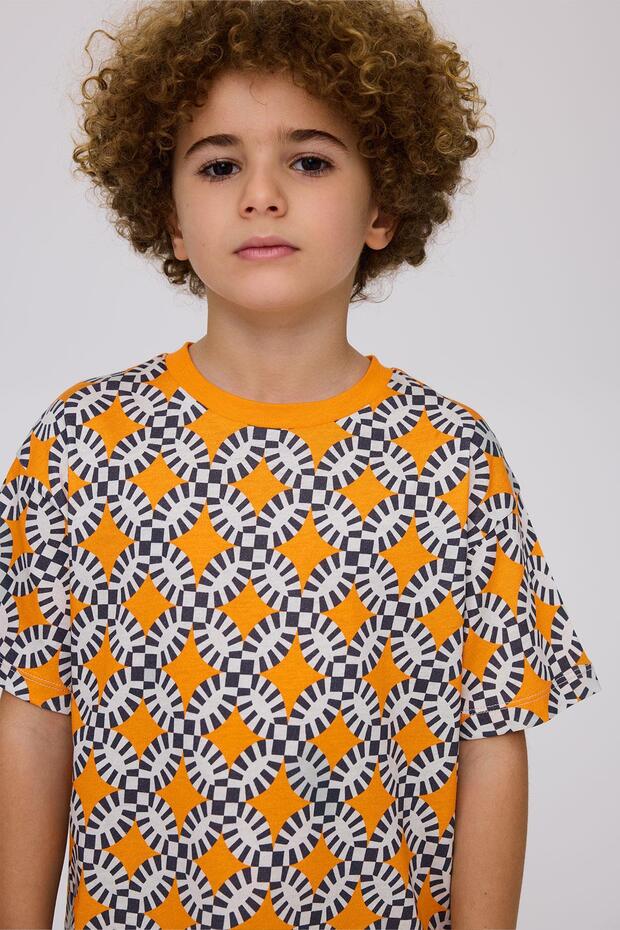 قميص بنمط للأولاد - 3