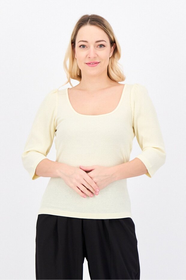 Women Scoop Neck 3/4 Sleeves Textured Top, Cream