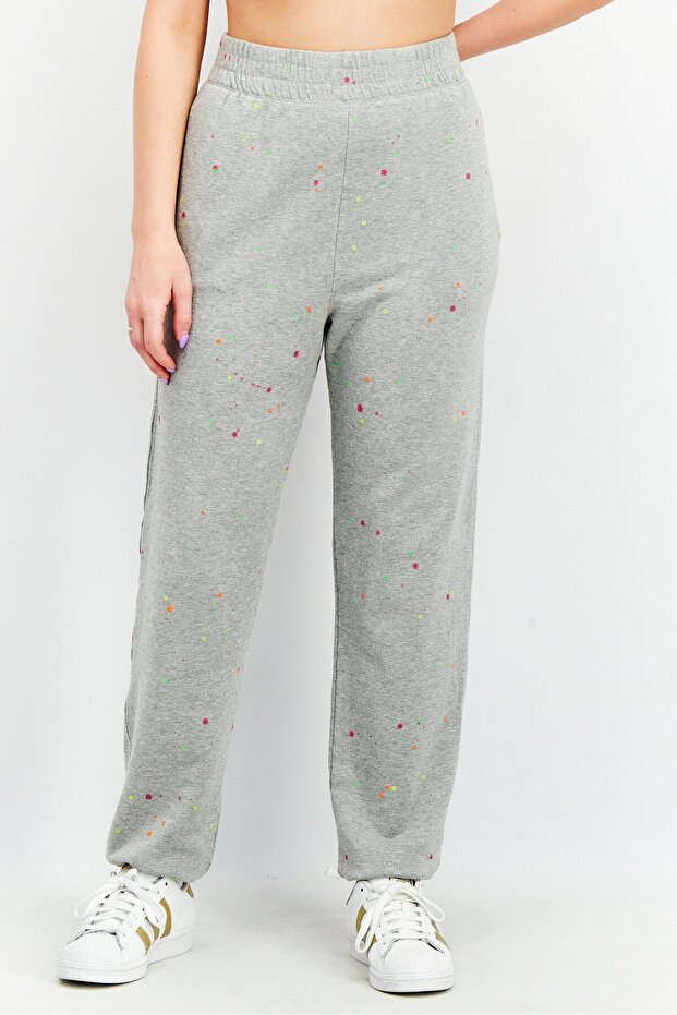 Women Regular Fit Allover Print Jogger Pants, Grey