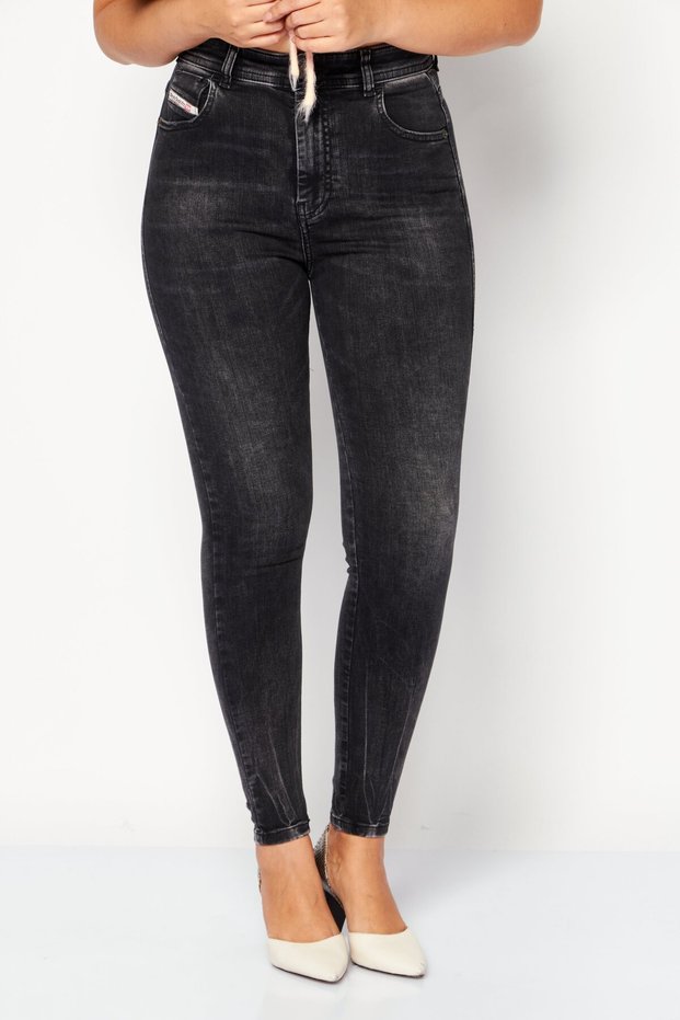 Women 1984 SLANDY Skinny Fit Washed Stretchable Jeans, Black