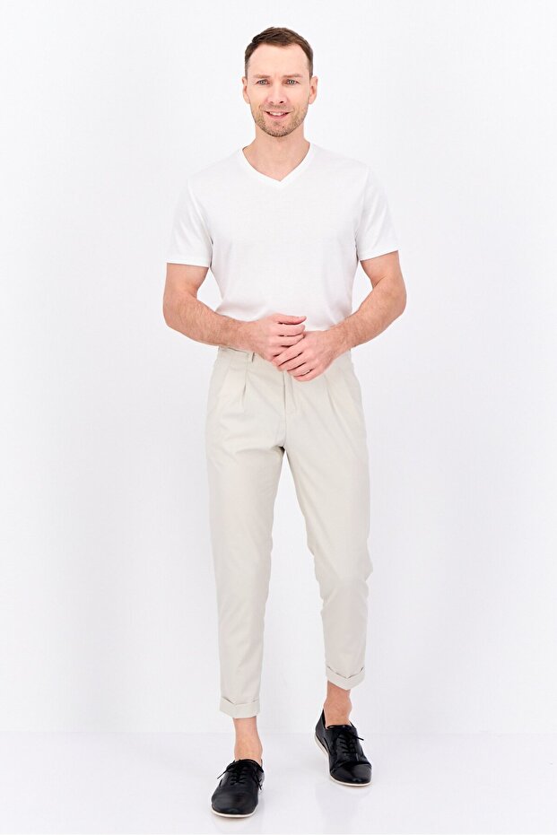 بنطال تشينو سادة بقصّة عادية للرجال، كريمي - 4