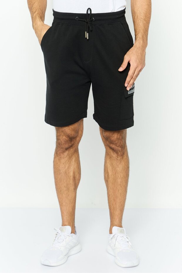 شورت رجالي أساسي بجيوب جانبية ورباط، أسود - 1
