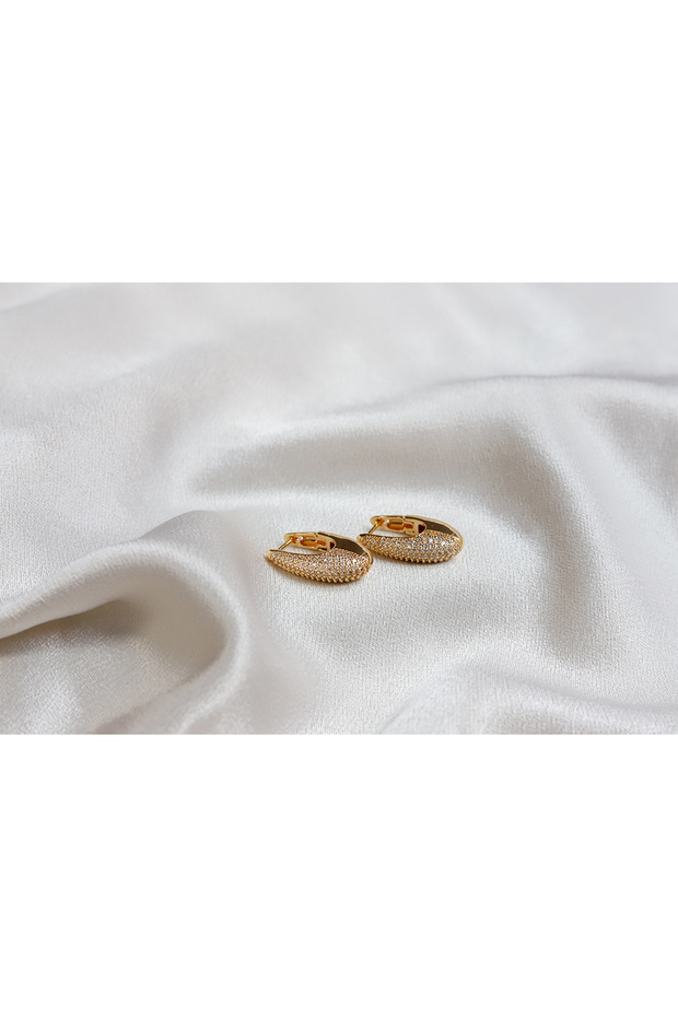 أقراط مستطيلة ناعمة من حجر الزركون - 3