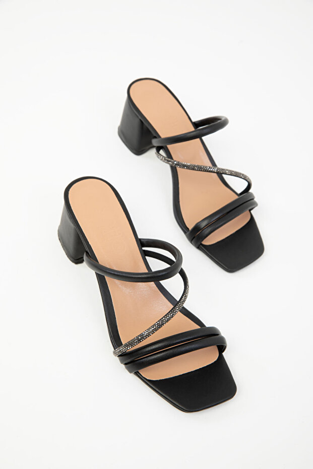 Siyah Kadın Klasik Topuklu Ayakkabı 17911 - 4