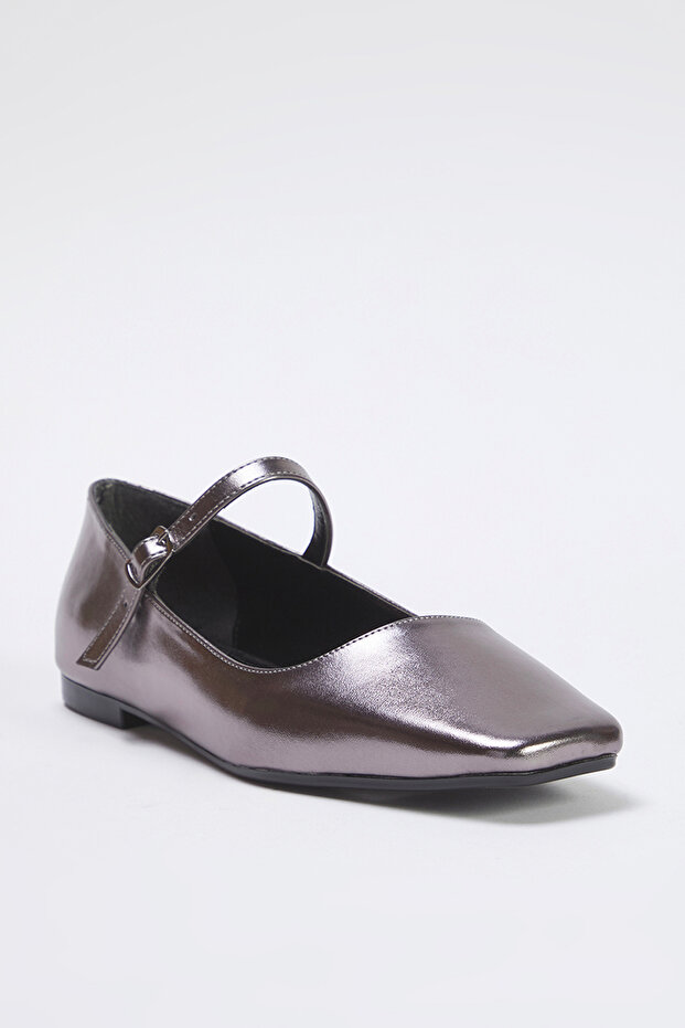 Srebrne metaliczne baleriny Mary Jane z kwadratowym noskiem i paskiem Takss25Be00003 - 2