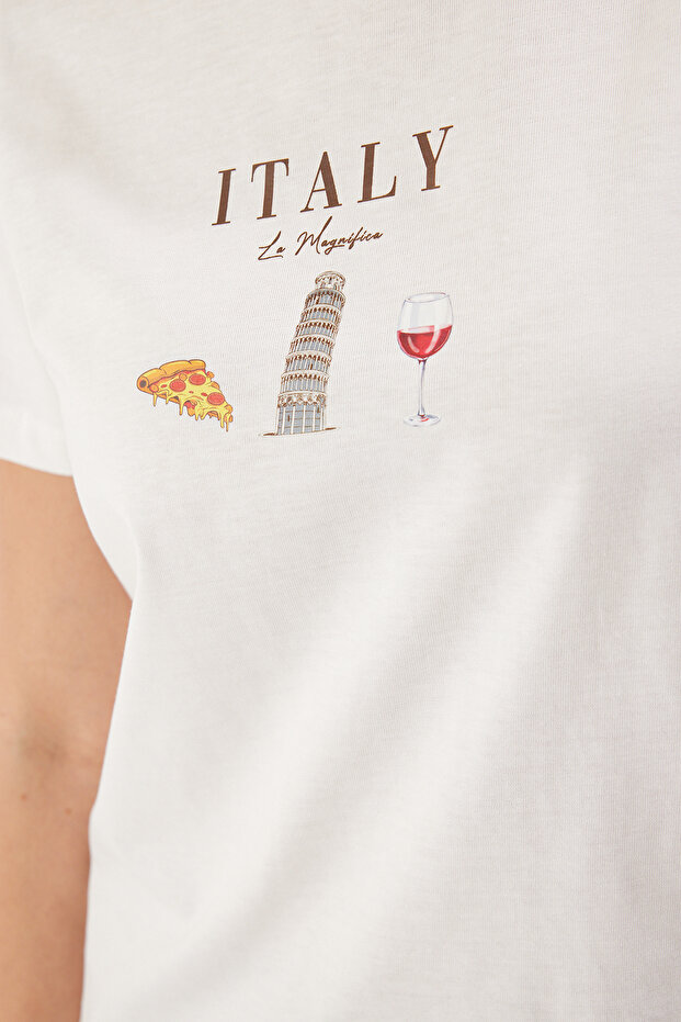 Ekru %100 Pamuk Regular/Normal Kalıp Slogan Baskılı  Örme T-Shirt TWOSS25TS00047 - 4