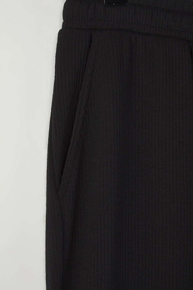 Siyah Rahat Kalıp Dökümlü Kaşkorse Esnek Örme Kumaş Pantolon TMNSS25PL00005 - 7