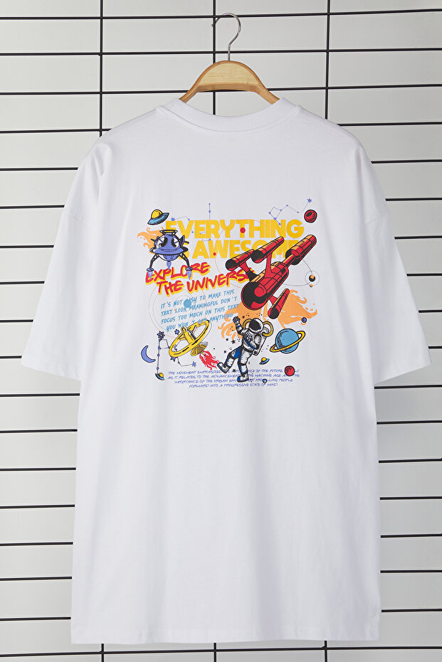 Beyaz Büyük Beden Oversize/Geniş Kesim Ön ve Sırt Uzay Baskılı %100 Pamuk T-Shirt TMNSS25BF00012 - 3