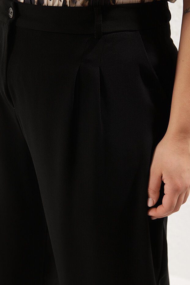 Černé dvojité plisované tkané kalhoty s vysokým pasem a širokými nohavicemi TBBSS25AR00021 - 9