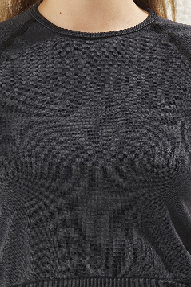 Siyah Seamless/Dikişsiz Crop Örme Takımlanabilir Spor Üst/Bluz THMSS25BZ00004 - 4