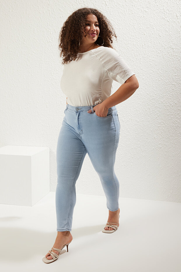 Açık Mavi Yüksek Bel Esnek Büyük Beden Skinny Jeans TBBAW23JE00003 - 2