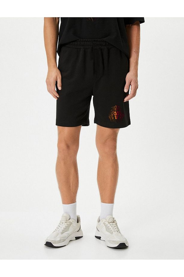 Unisex Sarı Kırmızı Aslan Baskılı Siyah Şort Siyah Oversize Tişört Alt Üst Takım Yazlık Şort Tişört - 3
