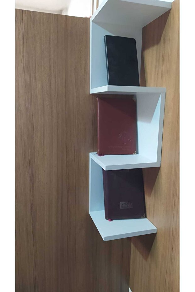 Köşe duvar rafı