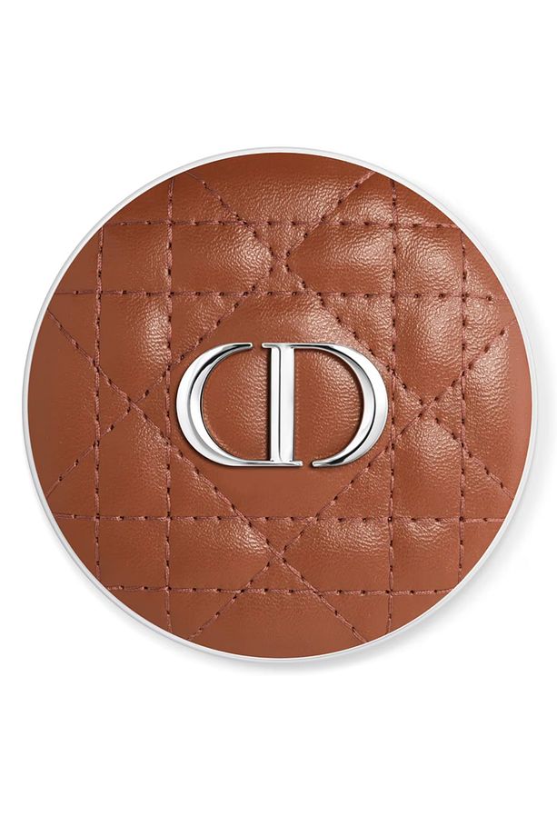 Forever Nude Bronzer - Bronzlaştırıcı Pudra Tek Bir Dokunuşla Cildinizde Yaz Işıltı Mat - 2