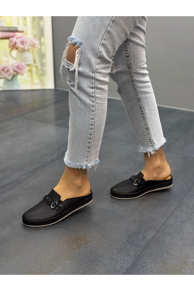 Black Leather Laser Women's Casual Slippers