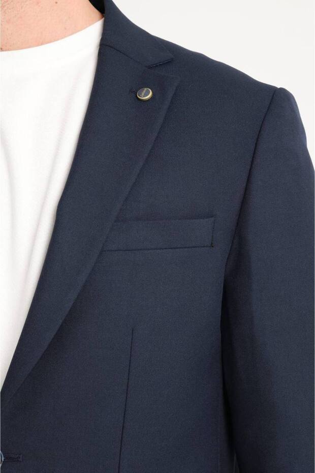 بدلة رجالية برباط بقصة ضيقة - 2