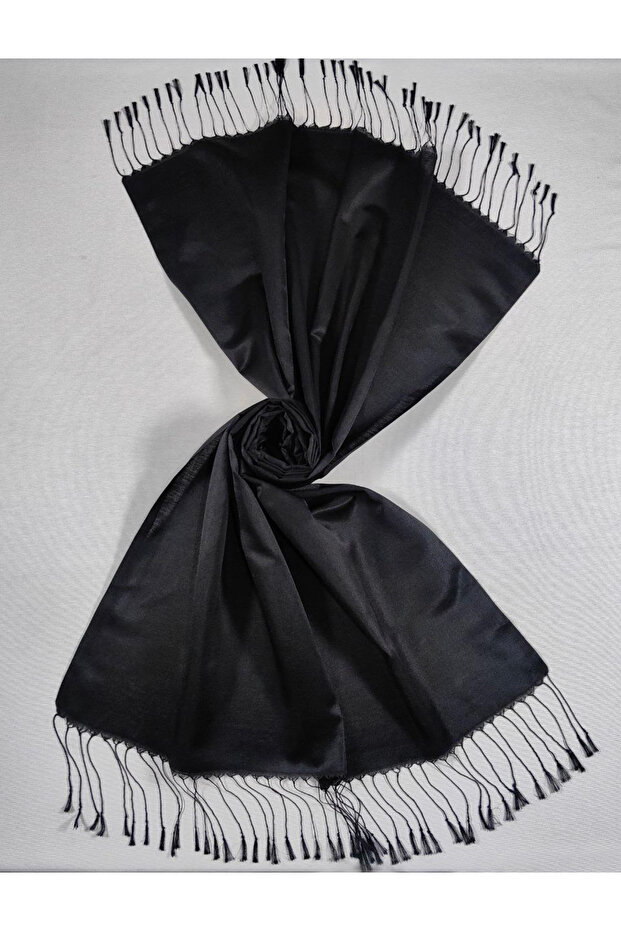 شال شرنقة ذرة بلون سادة - تفاصيل الوشاح - 2